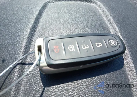 2019 Ford Escape Se из США, поврежденный, VIN 1FMCU0GD9KUB12975